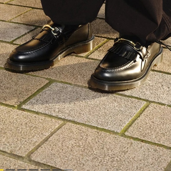 Dr. Martens Black Adrian Snaffle woman size 8 men’s size 7 new never worn - Picture 10 of 10